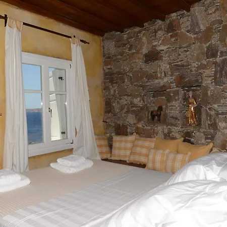 Topos Exclusive Mykonos * Agios Ioannis Diakoftis