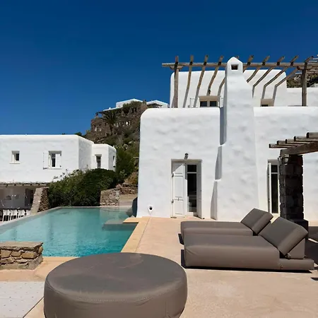 Topos Exclusive Mykonos Villa Agios Ioannis Diakoftis