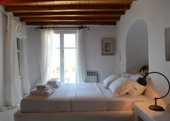 Topos Exclusive Mykonos *