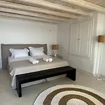 Topos Exclusive Mykonos Villa